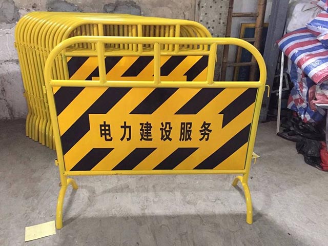 鐵馬護欄