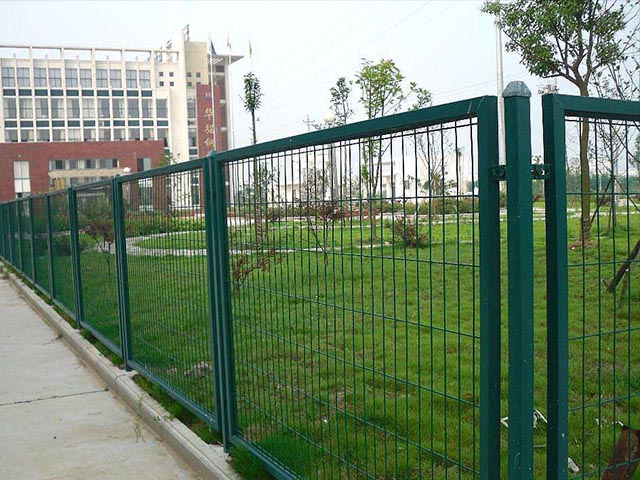 公園護(hù)欄網(wǎng)
